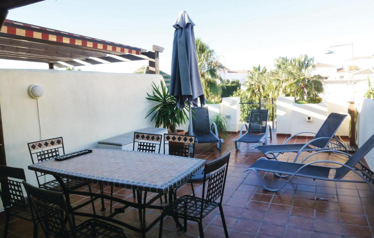 Cozy Home In Nerja With Wifi Buitenkant foto