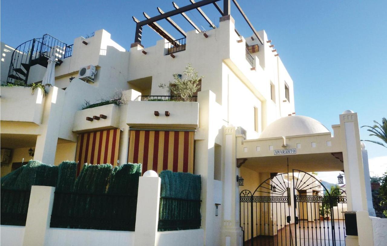 Cozy Home In Nerja With Wifi Buitenkant foto